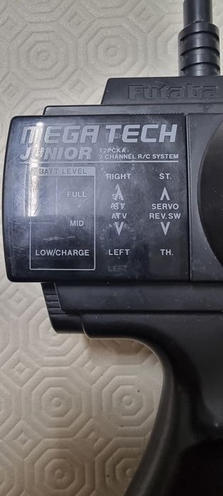 Dois comandos rc futaba e hot rc