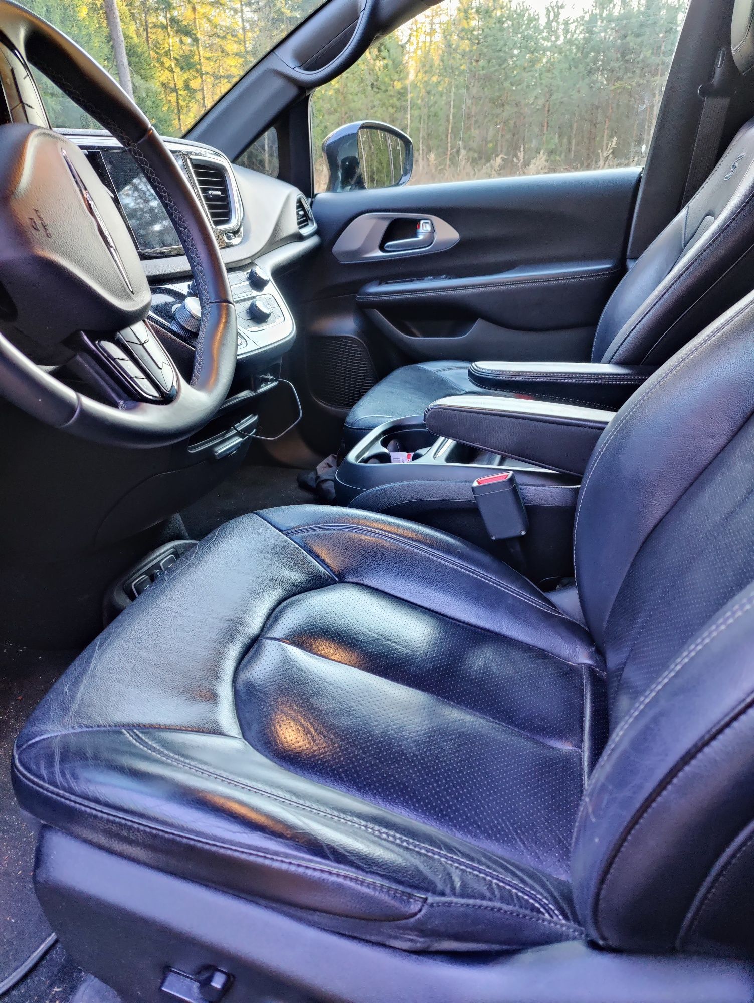 Chrysler Pacifica Touring L z pakietem S Appearance