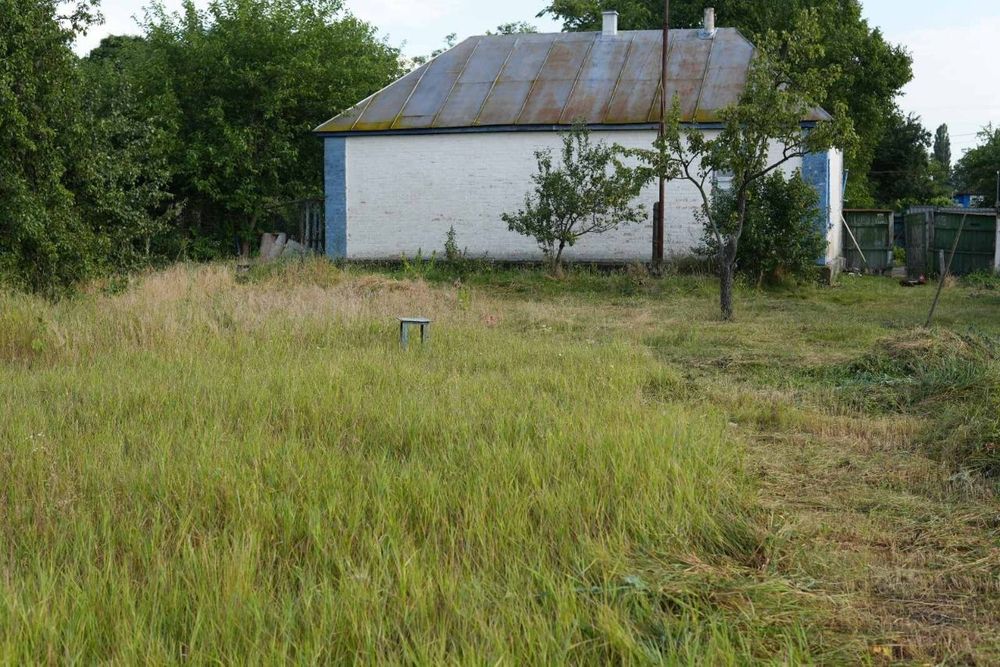 Продається теплий та затишний будинок  в с. Артемівка!