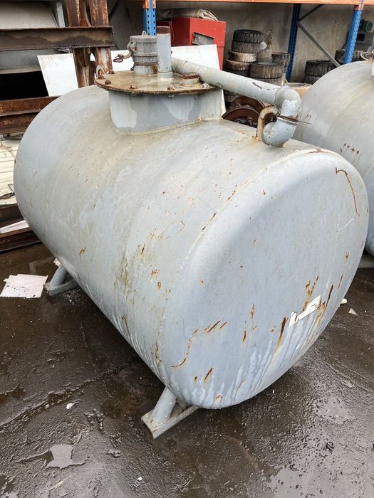 Cisterna de gasoleo usada