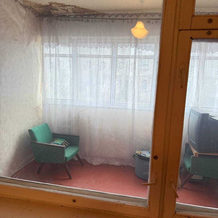 Продам велику! 3 лоджії! 2-к.квартиру на ж/м Лівобережний-3!