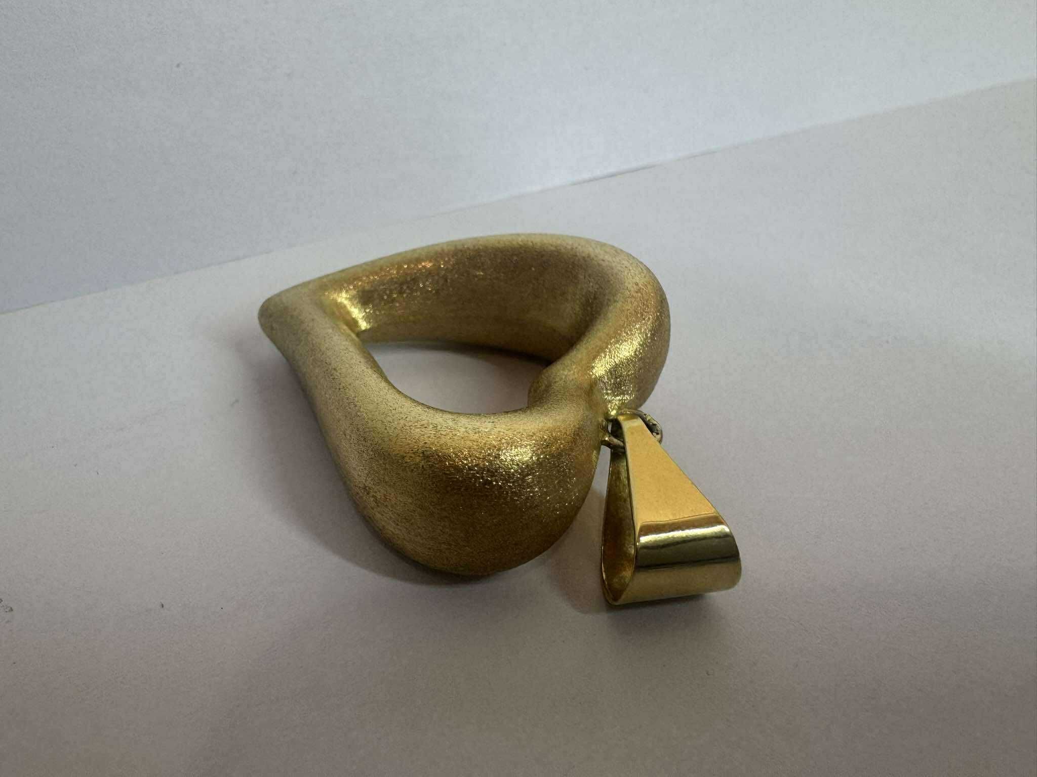 Złota przywieszka SERCE p585/14K w:9,76