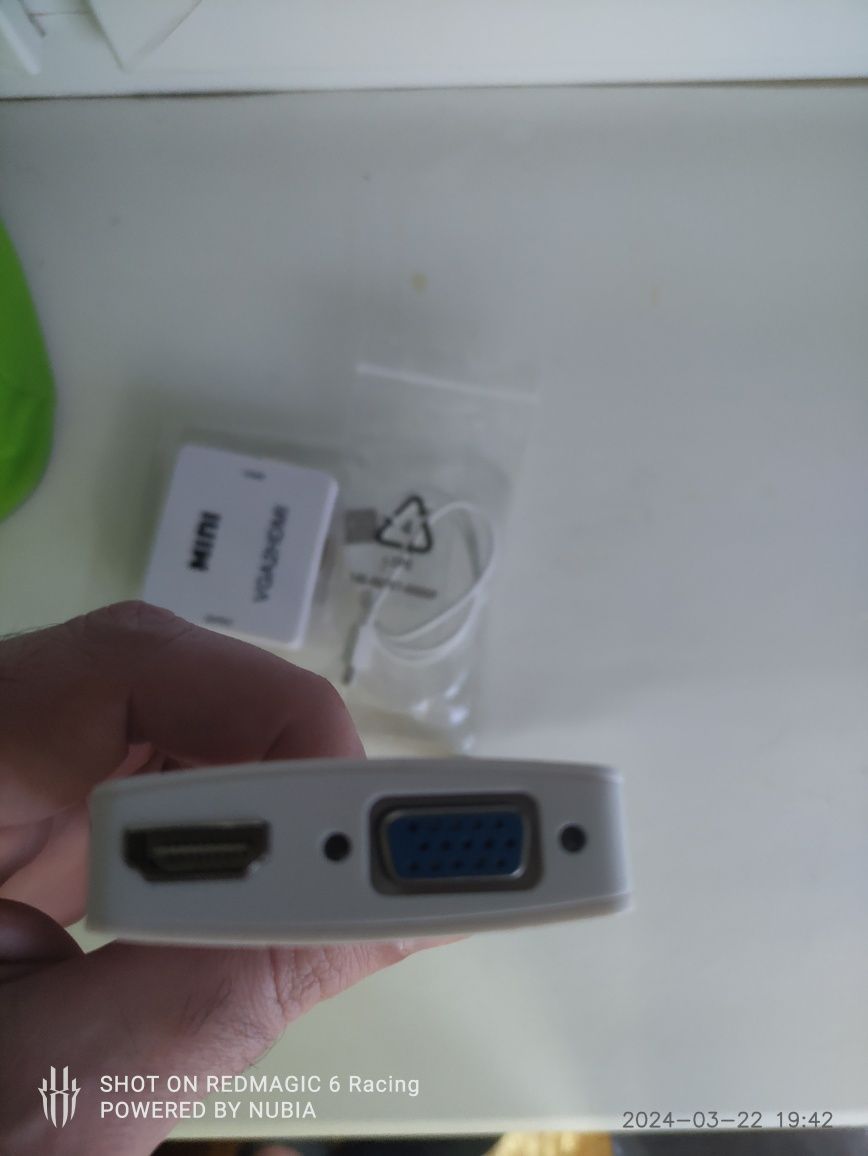 Перехідник mini displayport на hdm+vga