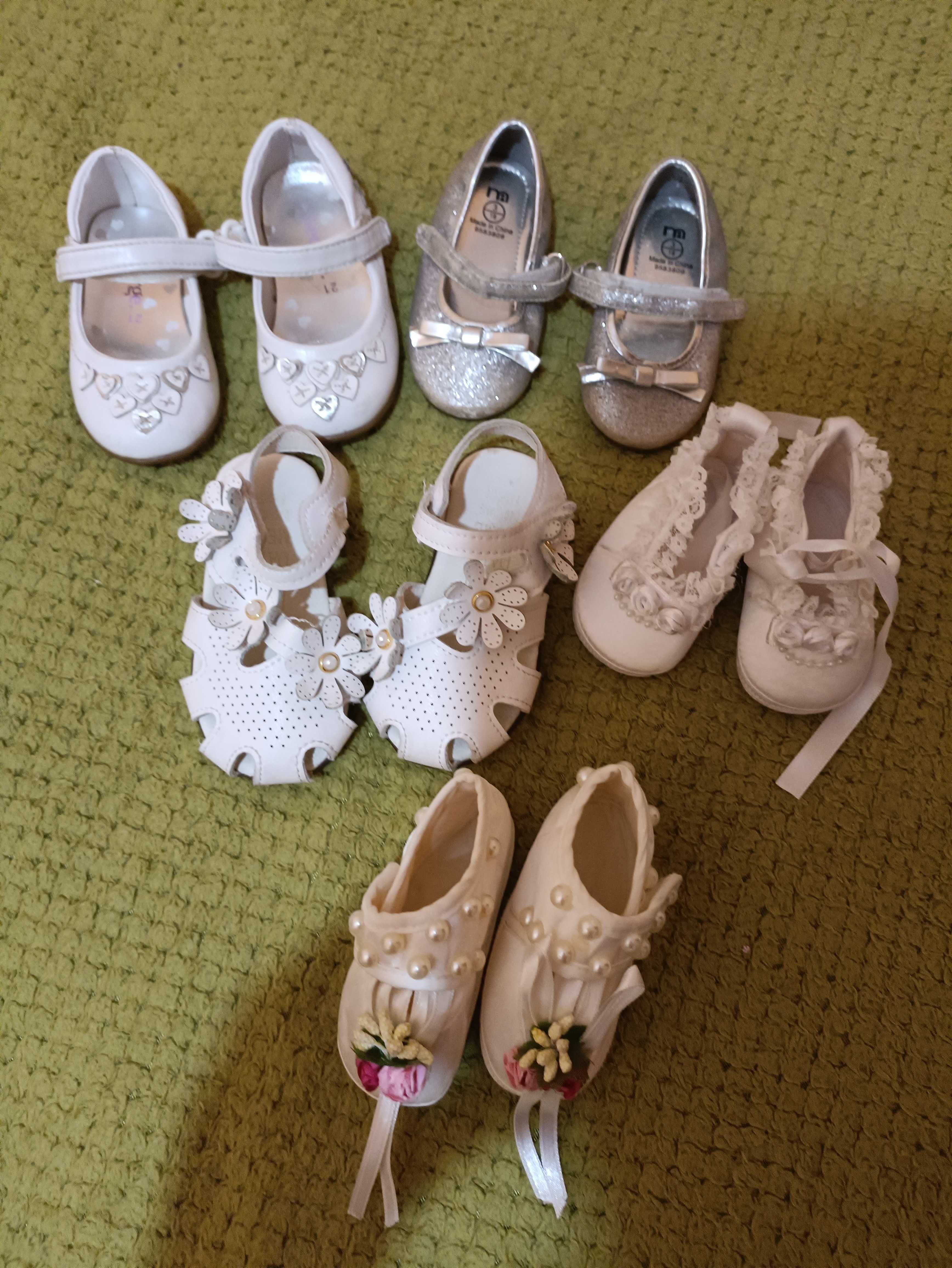 Взуття для новонароджених, пінетки, туфельки для хрестин