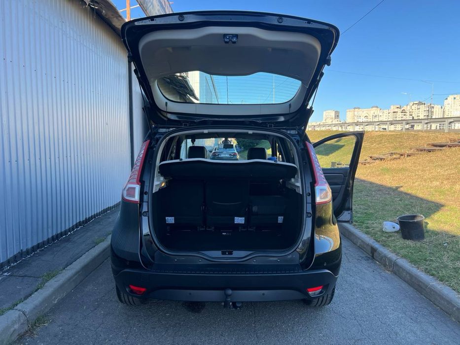 Renault Scenic 1.5 dci avtomat з Швейцаріі