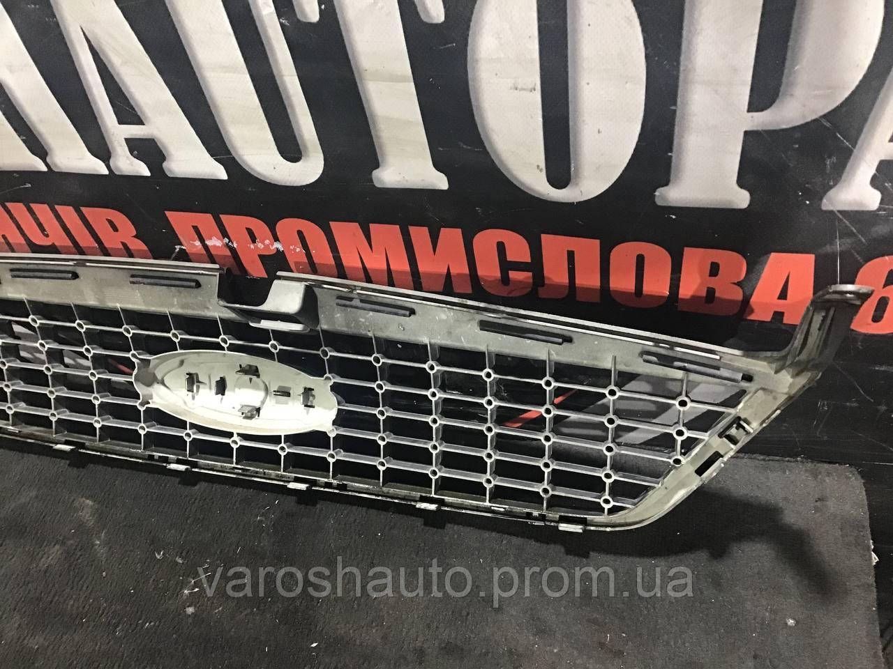 Решітка радіатора Ford Mondeo IV 7S718200A