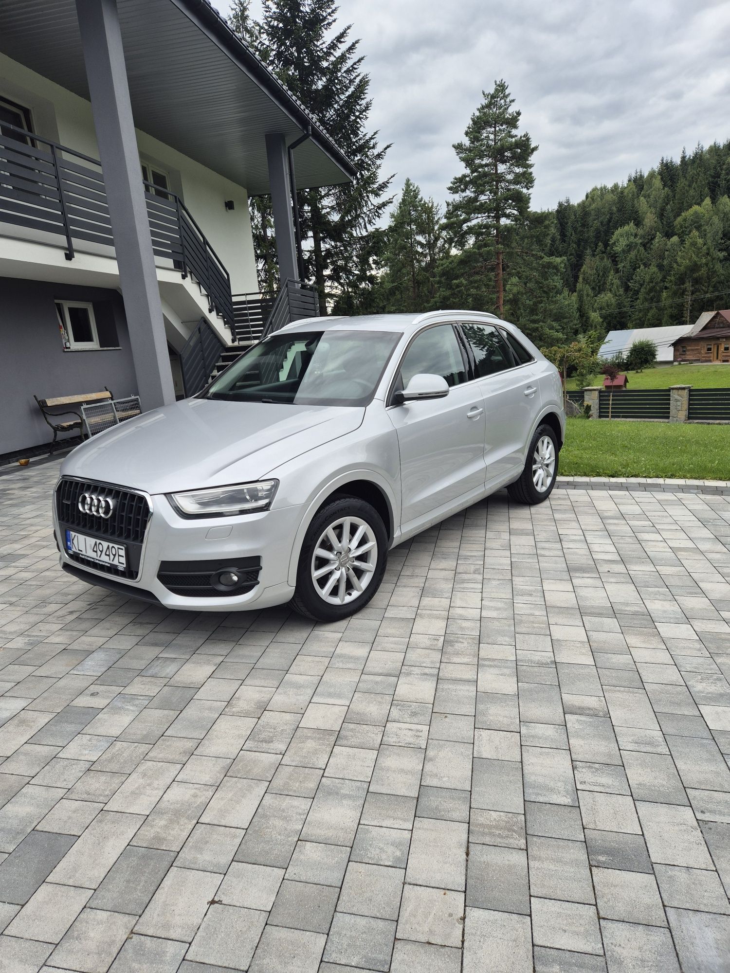 Audi q3 2.0 tdi automat tylko 140tys km