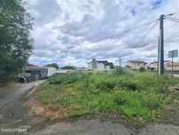 Lote de terreno para construção de moradia em Santa Maria de Lamas