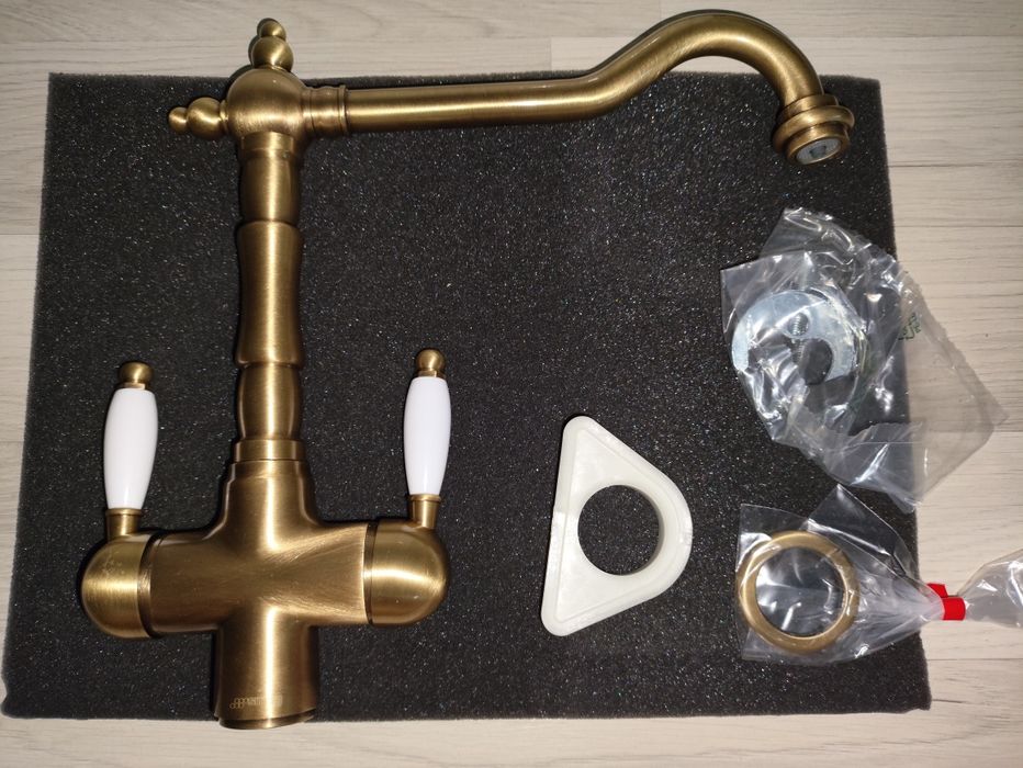 Bateria kuchenna SMEG MAP77PO mosiężna do wody kranowej i filtrowanej.