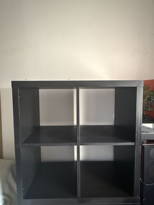 Duas estantes Kallax 4 cubos