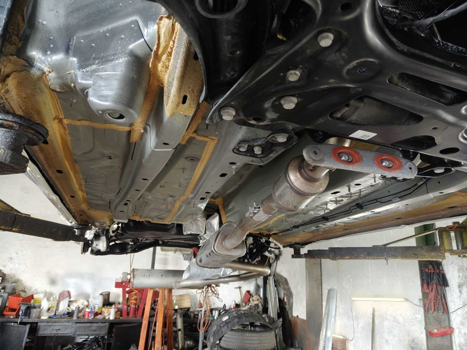 Nowe auto zabezpieczenie antykorozyjne konserwacja podwozia
