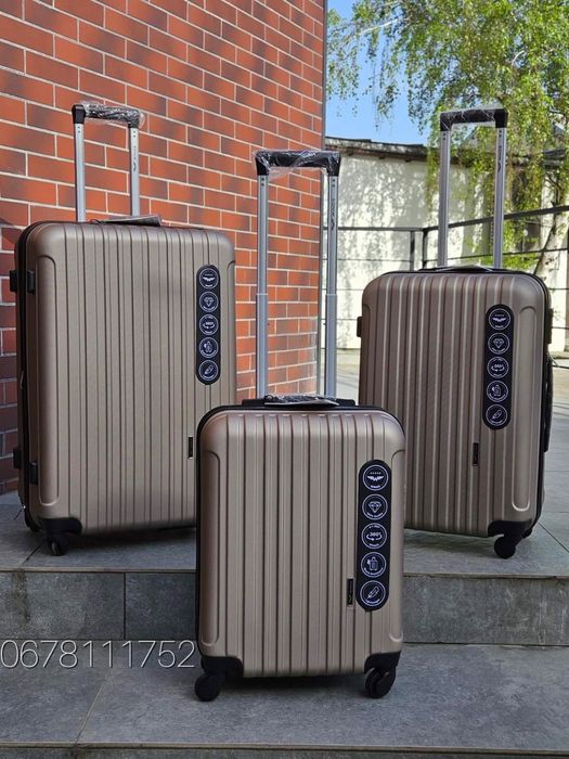 Розмірі L ВЕЛИКА з розширенням WINGS 2011 Польща валізи чемоданы