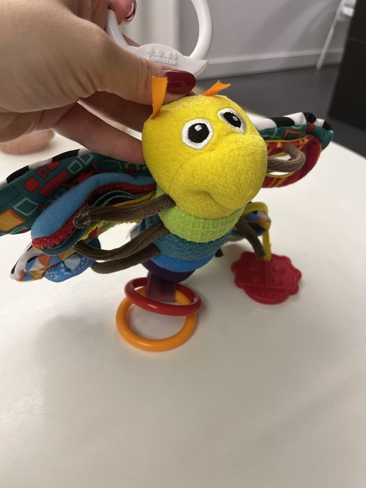 Lamaze Tomy motylek zabawka sensoryczna zawieszka