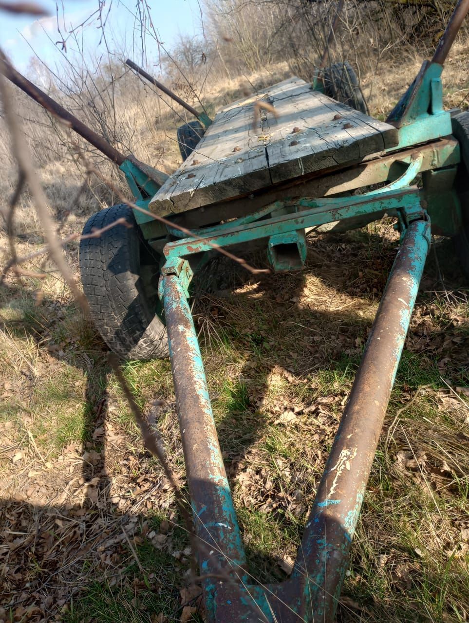 Продам віз до трактора  міцний