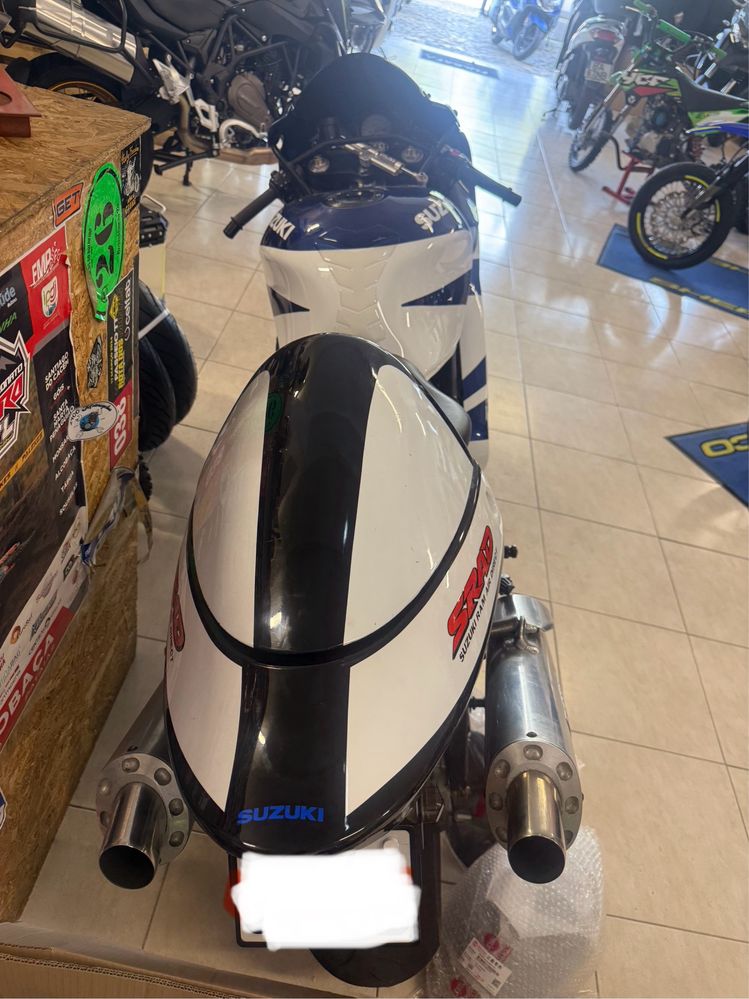 TL1000R excelente estado , como novo