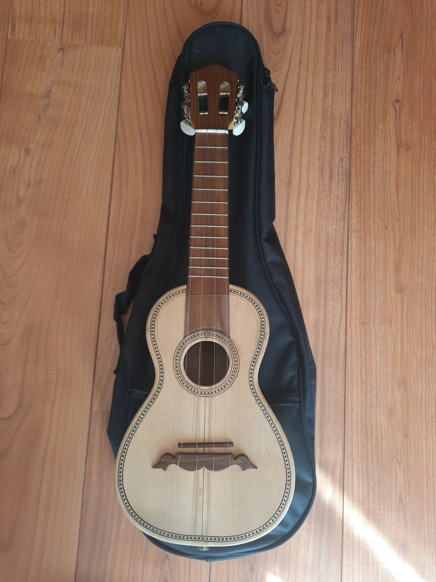 Cavaquinho português