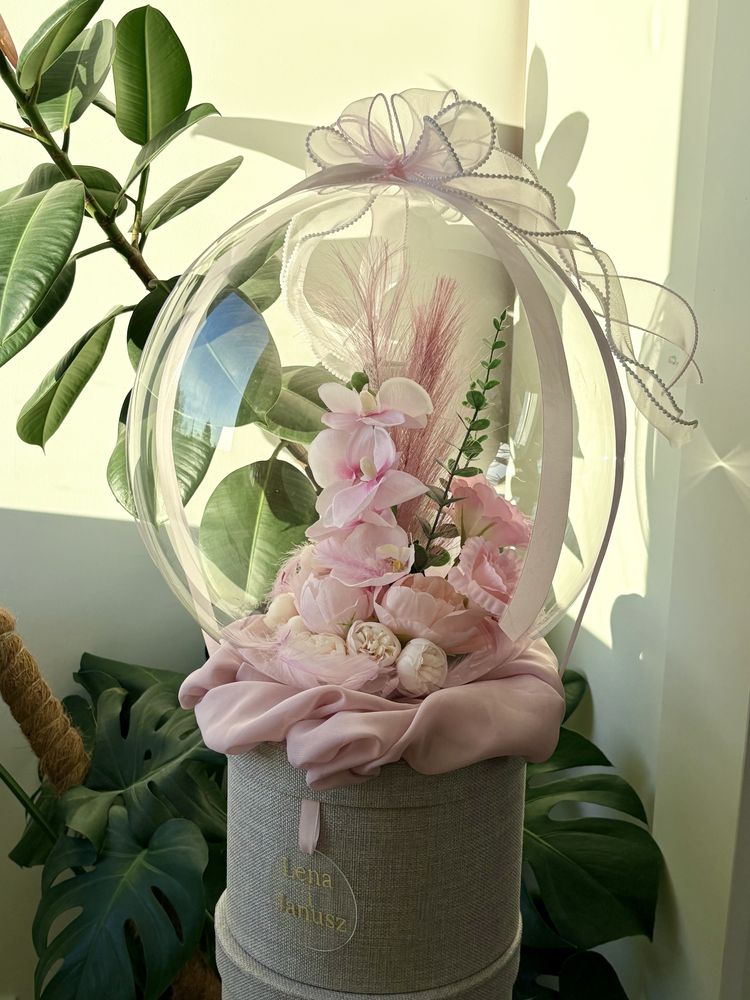 FlowerBalloonBox - box z kwiatami w balonie na prezent