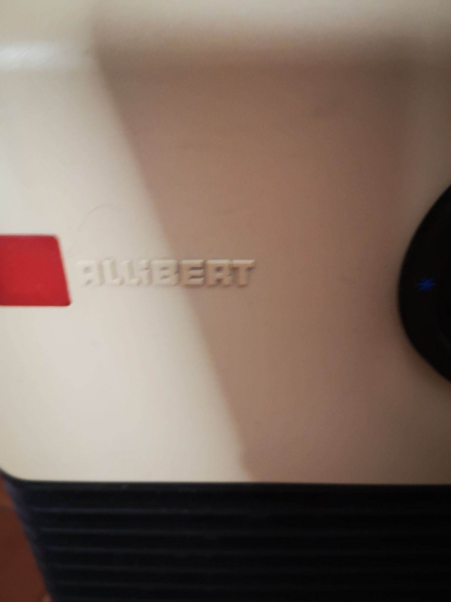 Aquecedor eléctrico