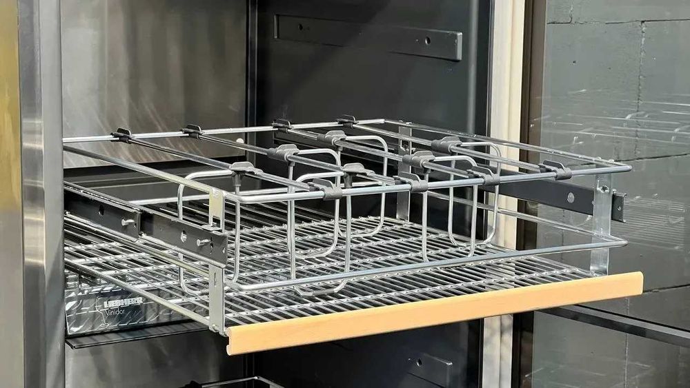 Винний холодильник Liebherr WTpes 5972