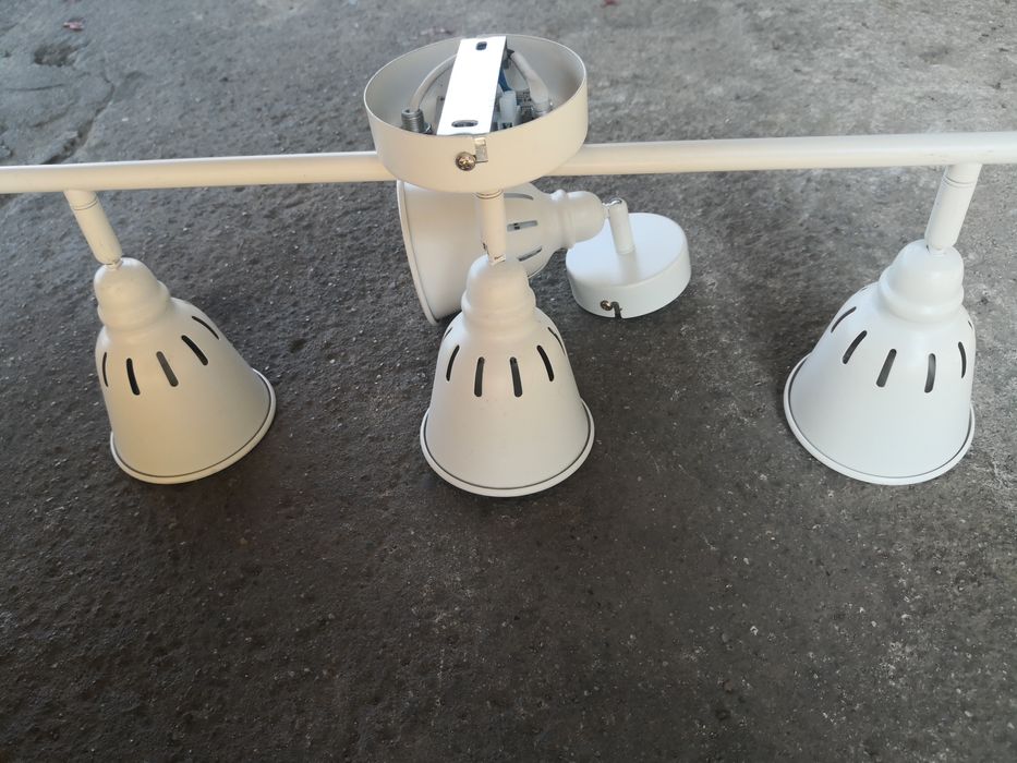 Nieużywana lampa metalowa potrójna plus kinkiet 3xE14, 1xE14