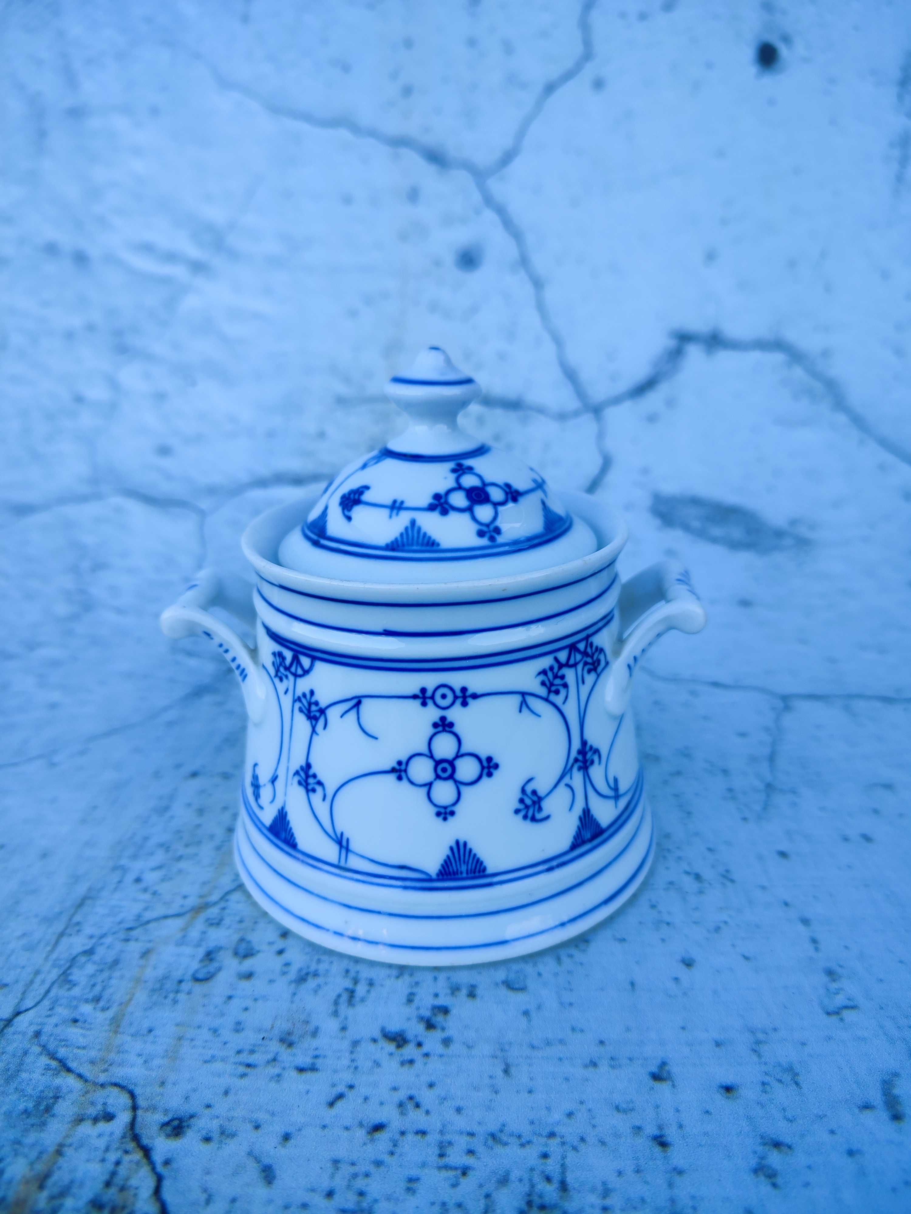 Cukiernica sygnowana- wzór słomkowy -Indisch Blau- Vintage- Design