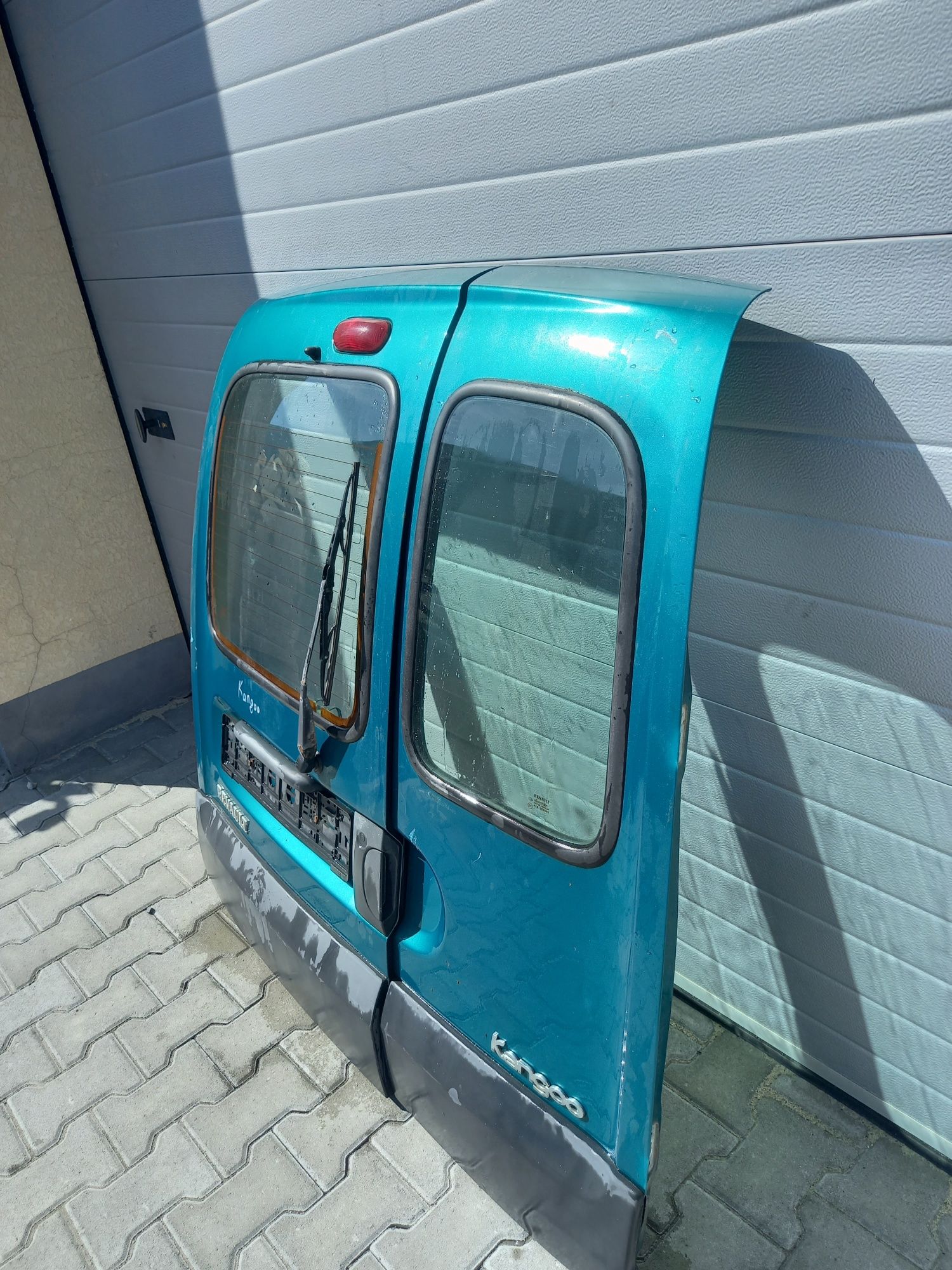Задні двері Renault Kangoo розпашонка