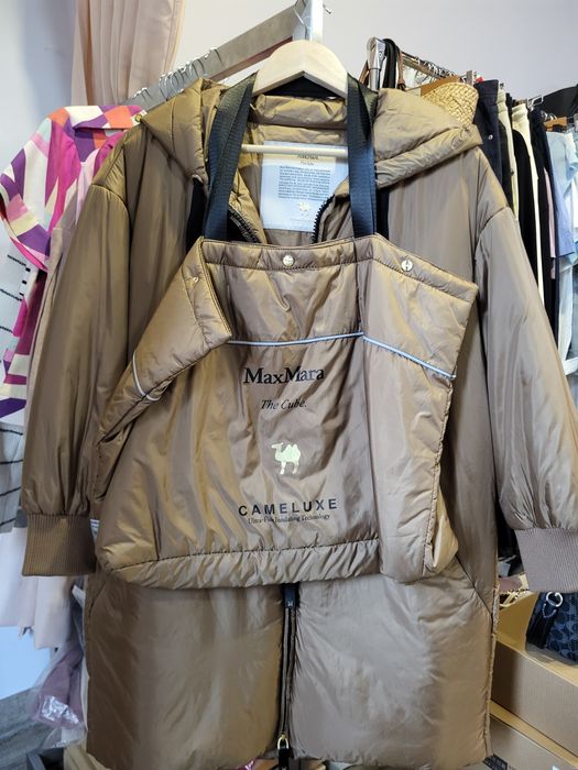 MaxMara куртка з сумкою водовідштовхувальна