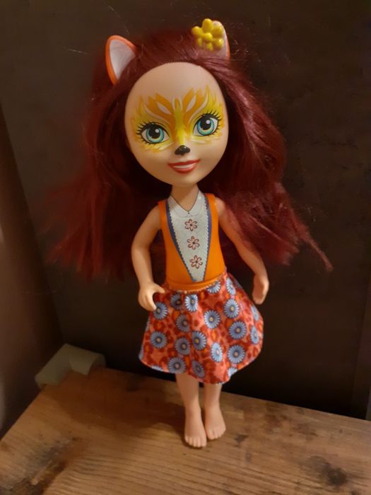 Duża lalka Enchantilams