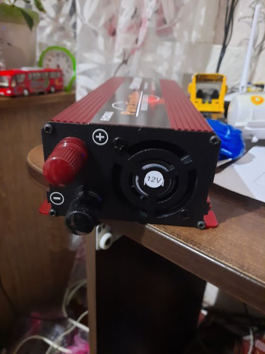 Инвертор 12 220 чистий сінус