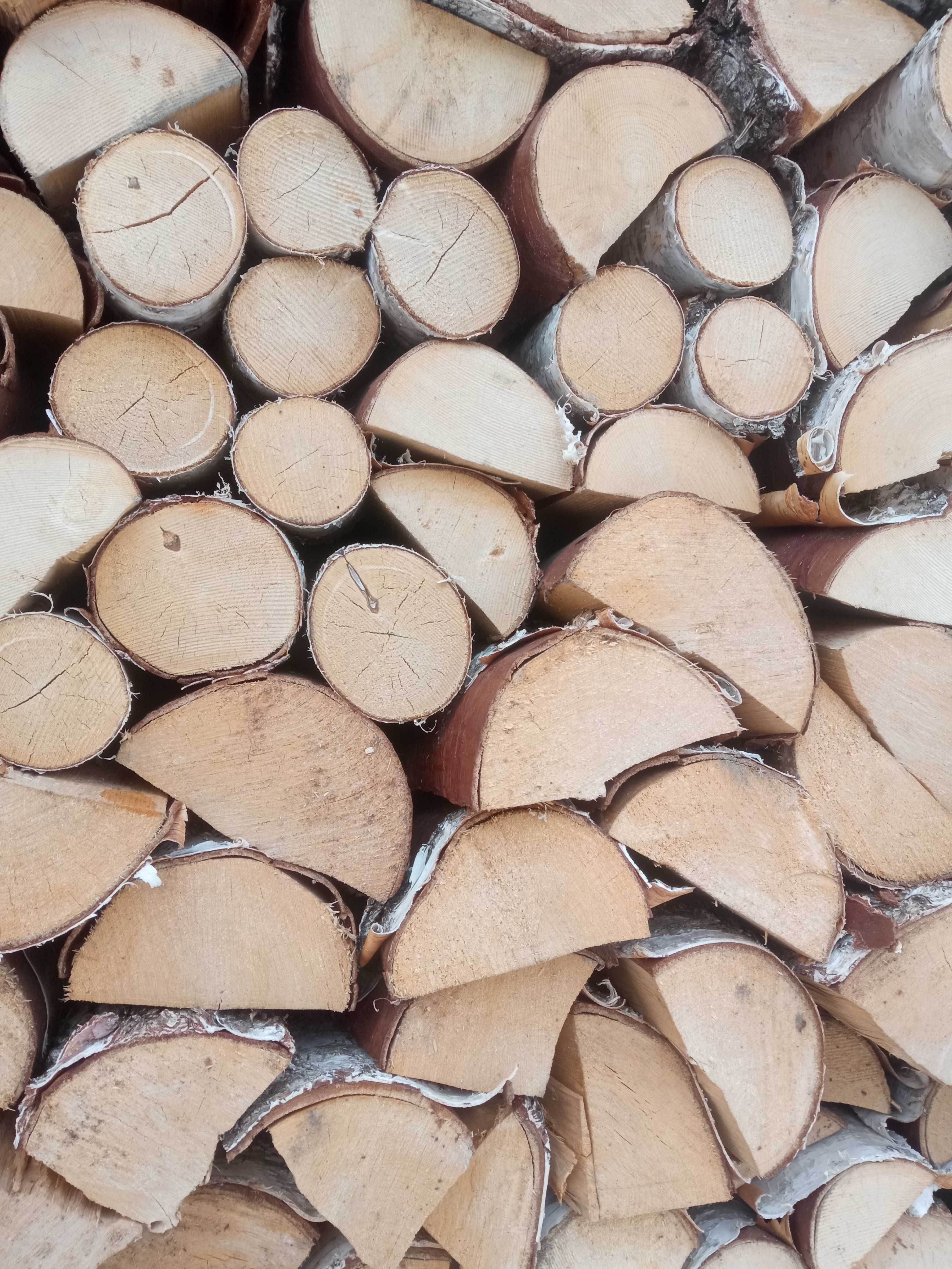 Drewno kominkowe twarde suche sezonowane 2 lata