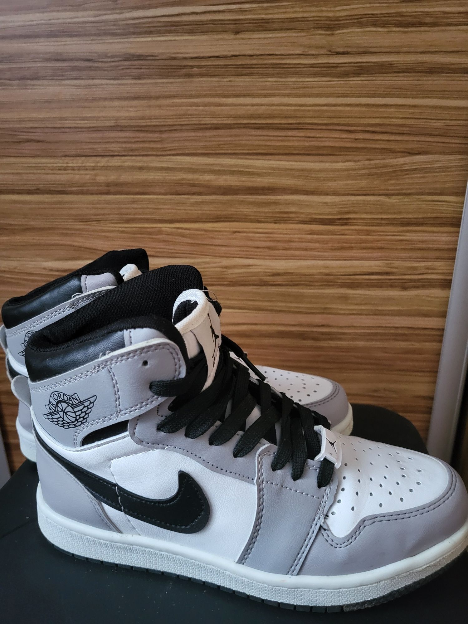 Jordany Nike rozm 38