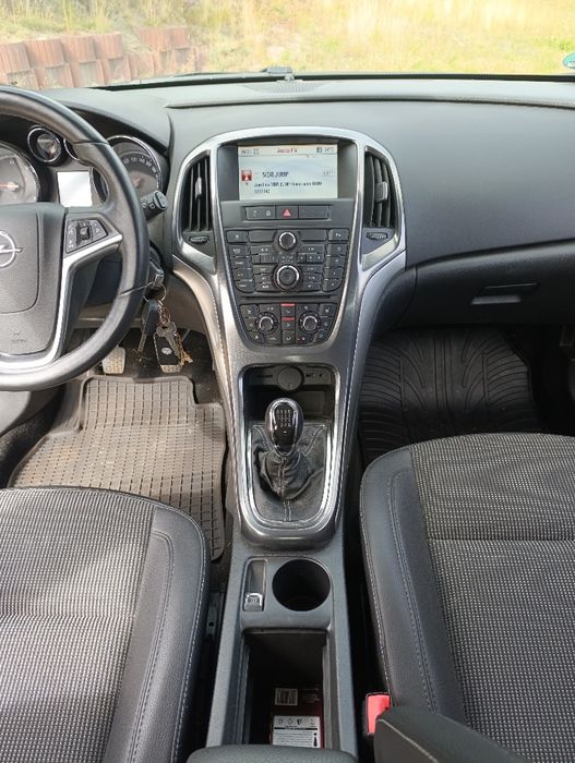 Sprzedam Opel Astra J