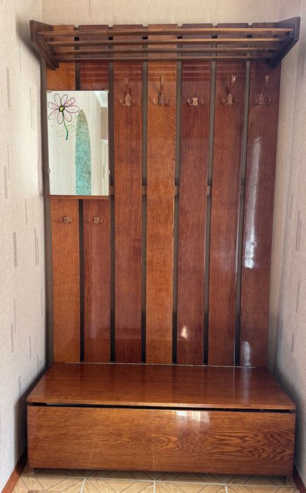 Стильні Стільці для кухні, вітальні