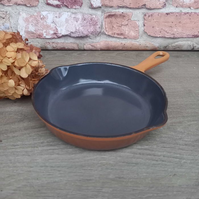 Żeliwna patelnia emaliowana Le Creuset - średnica 16 cm