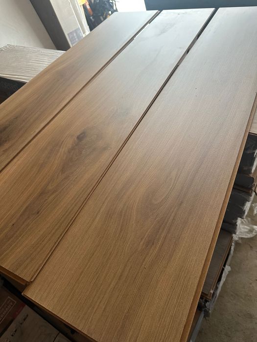 Panele podłogowe Bourgogne Oak deska 25m