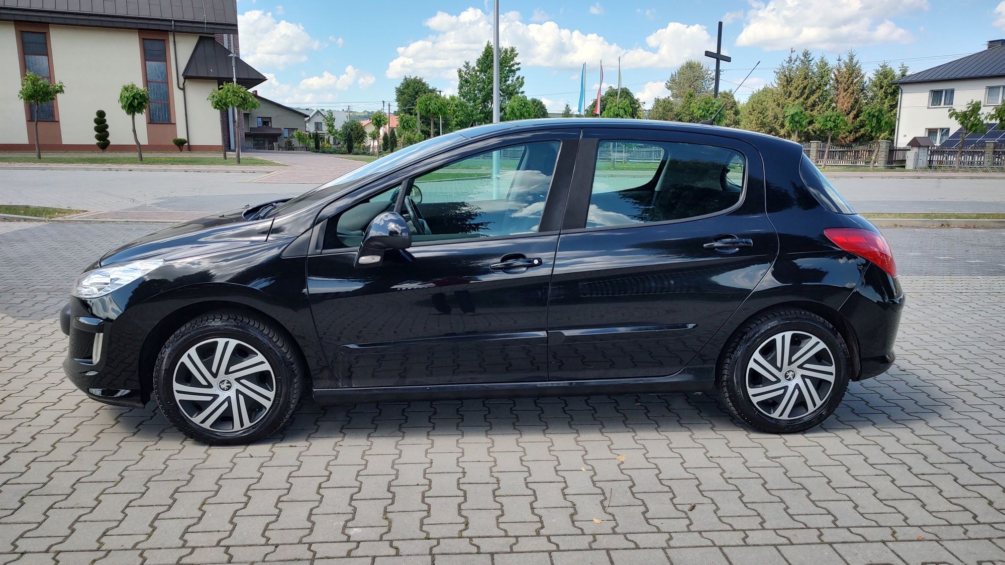 Peugeot 308 1.6 Benzyna 5-drzwi