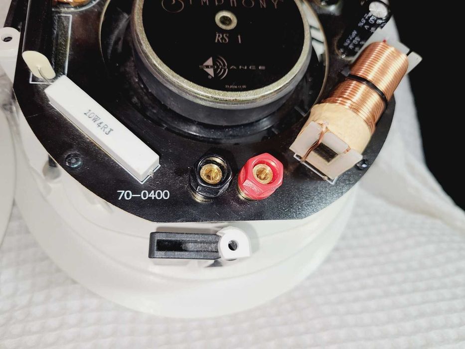 Вбудовані акустичні системи Sonance Symphony RS1 (пара)