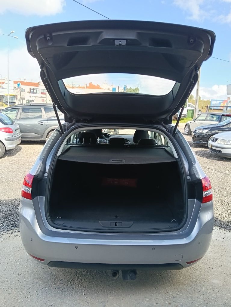 Peugeot 308 SW 1.5hdi Style , Particular , Automática, 11/2020, 131000