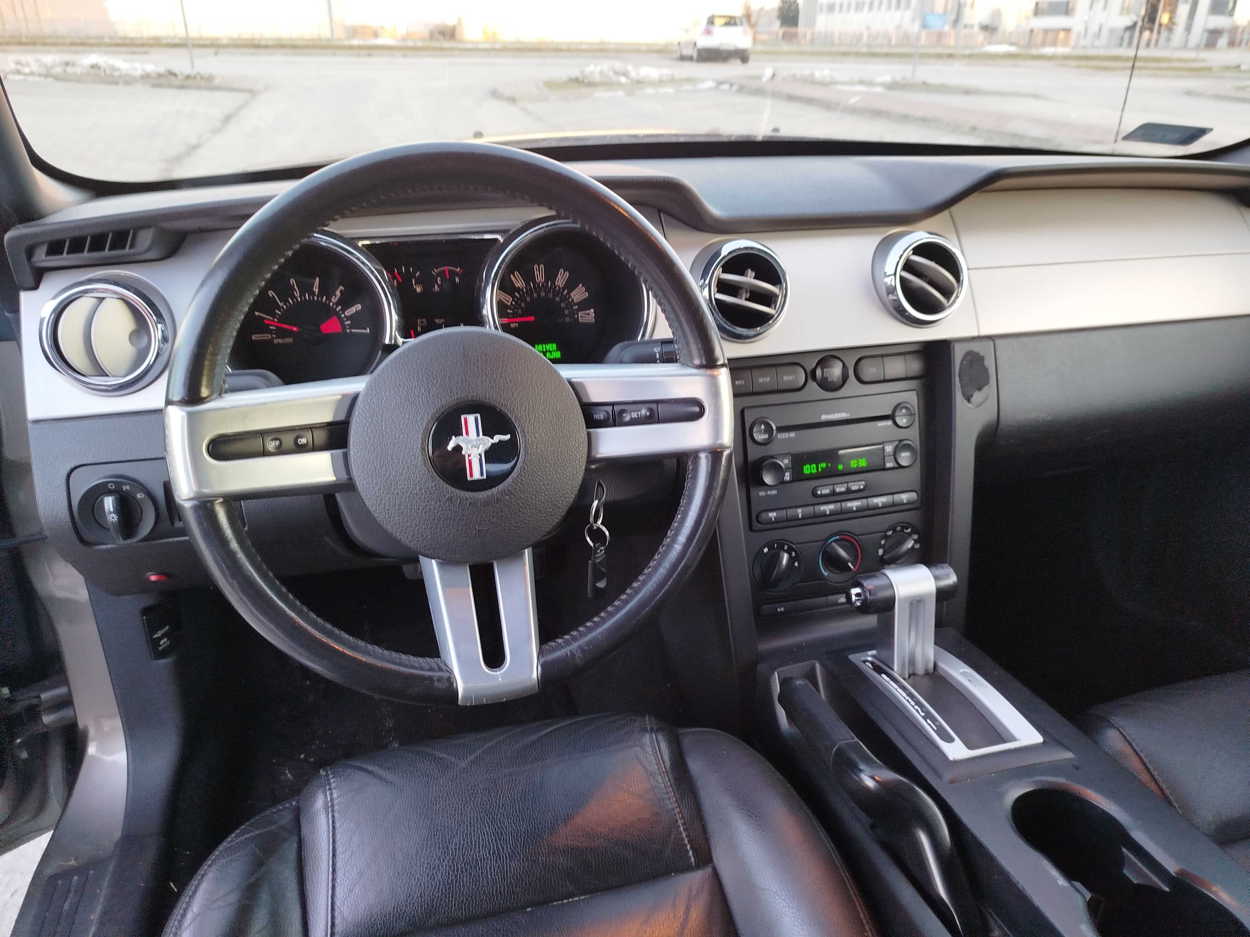 Ford Mustang 4.0 automat Cabrio