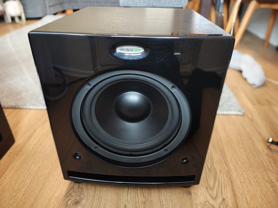 Subwoofer Velodyne CHT-10R + stopy SVS
