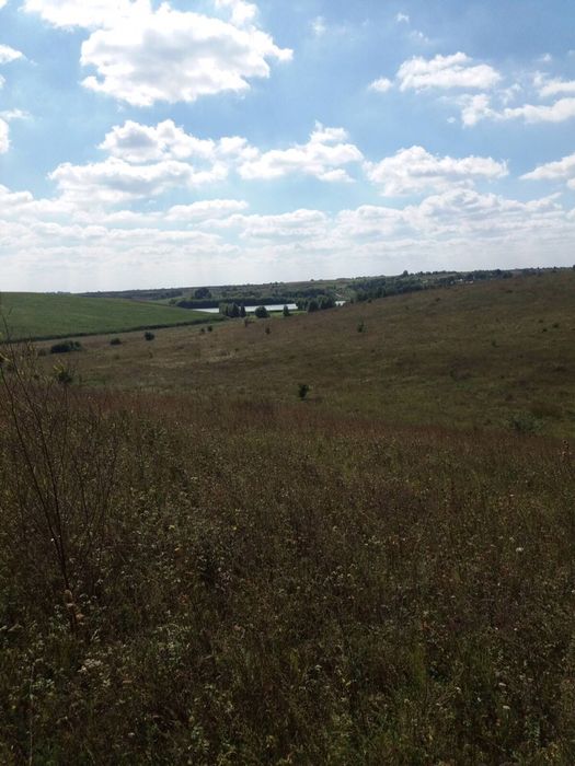 Земельна ділянка з гарним краєвидом