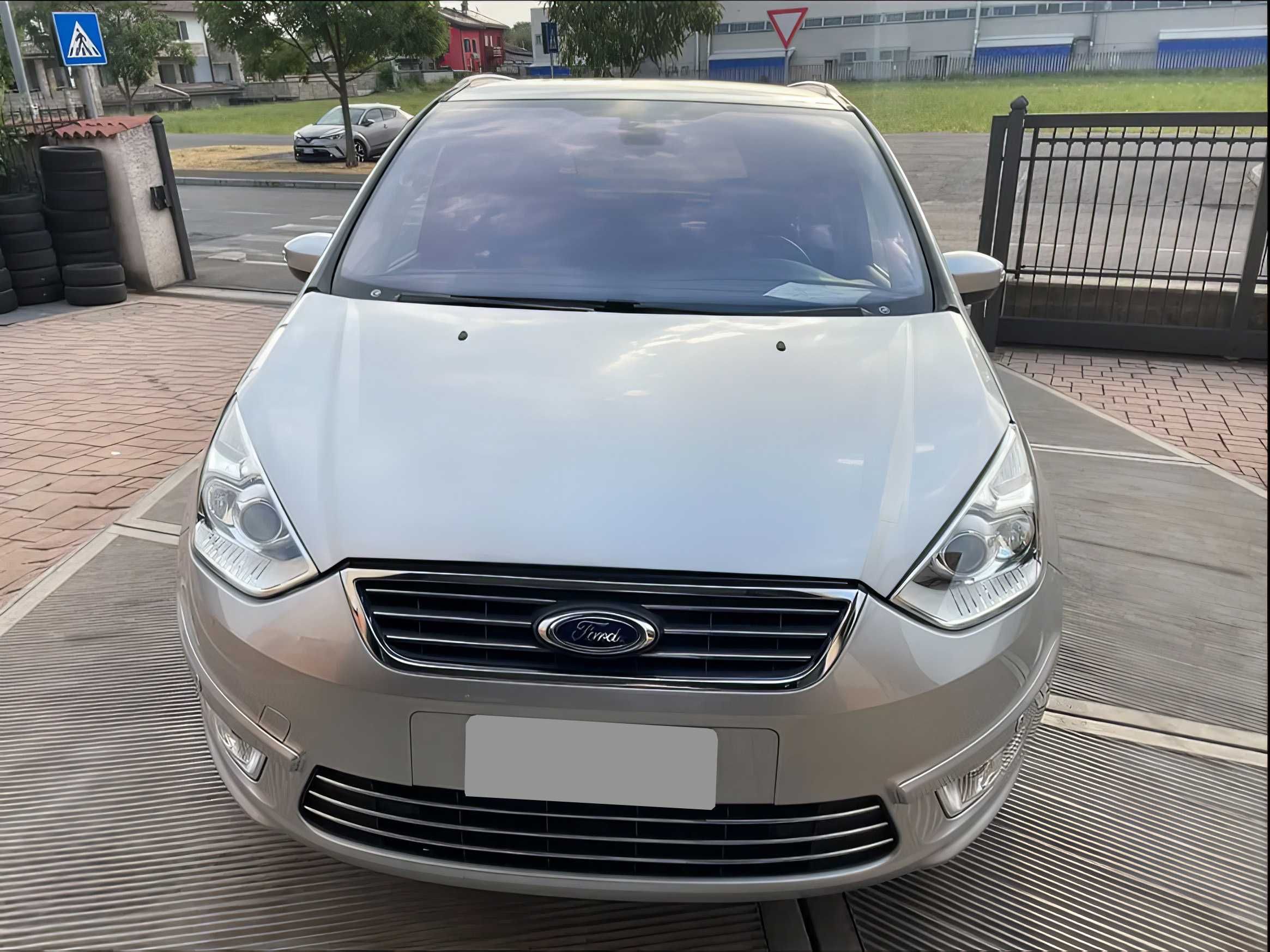2014 Ford Galaxy  Titanium