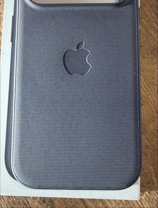 Capa iphone 17 pro original techWoven Case Purple