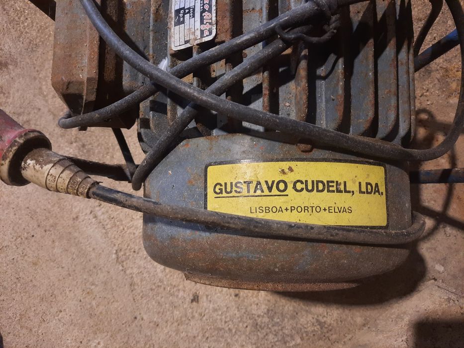 Bomba de Água trifásica