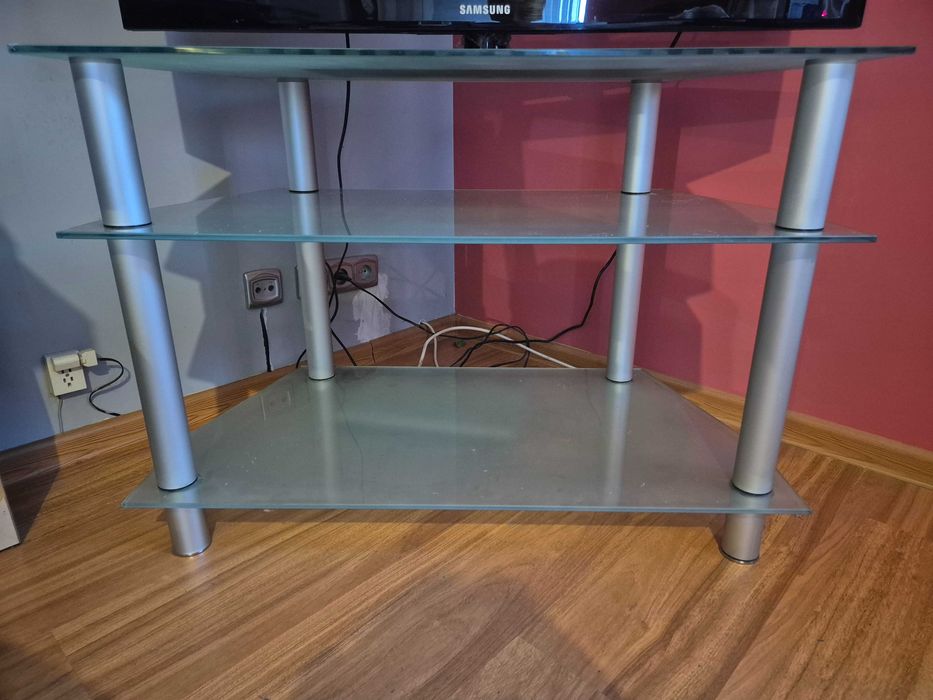 stolik pod telewizor