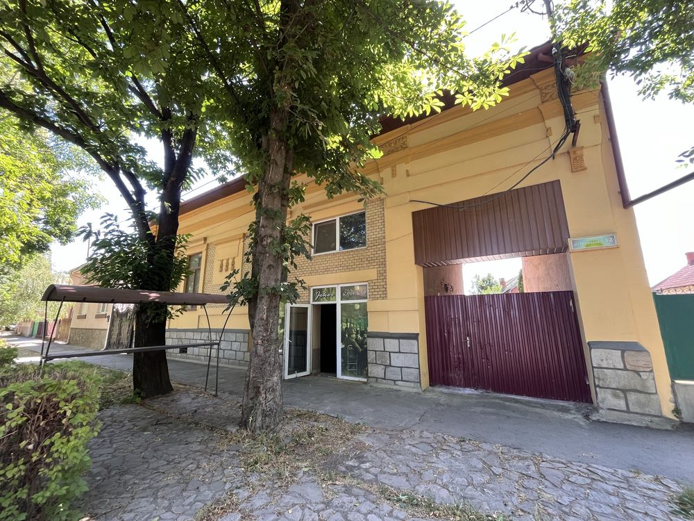 Паб бар кафе 100 м2 Шевченка 12 Центр Берегово