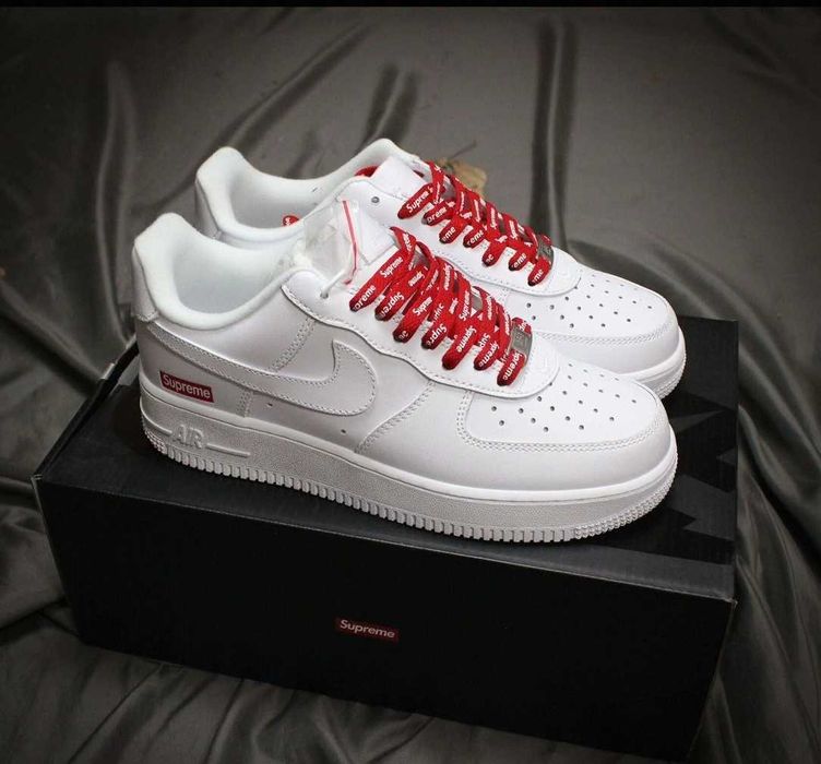 Buty meskie Nike Air Force 1 Low Supreme White R.37.5