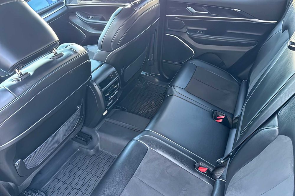 Jeep Grand Cherokee      2023