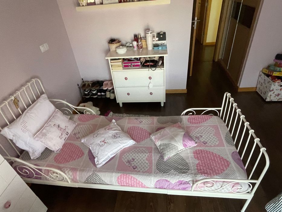 Cama criança ferro extensível, nova, dos 3 aos 13 anos