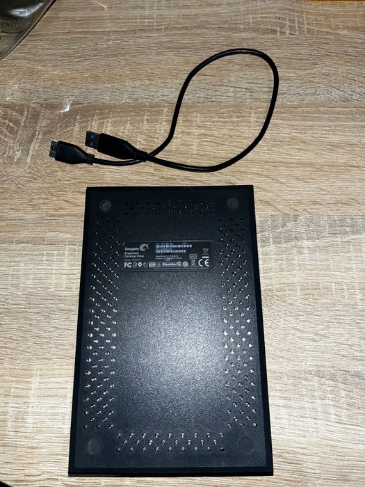 Зовнішній жорсткий диск накопичувач